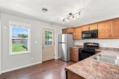 1016 W 12th Street - Image# 8